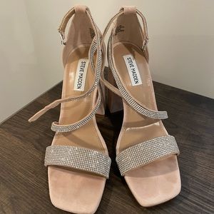 Steve Madden heels!!